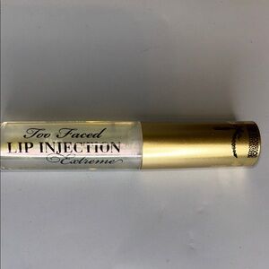 New too faced lip plump extreme gloss